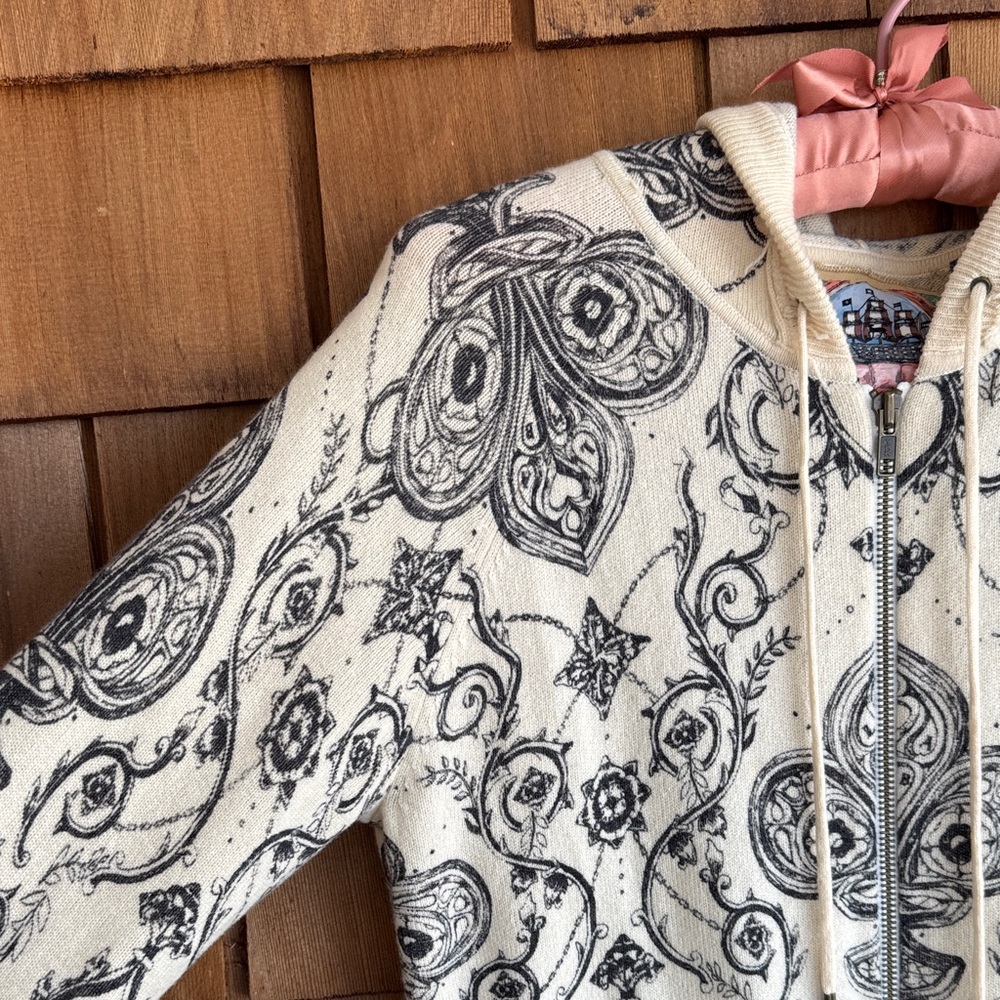 L.A.M.B. Cream and Black Printed Zip Hoodie Cardigan - Picture 3 of 6